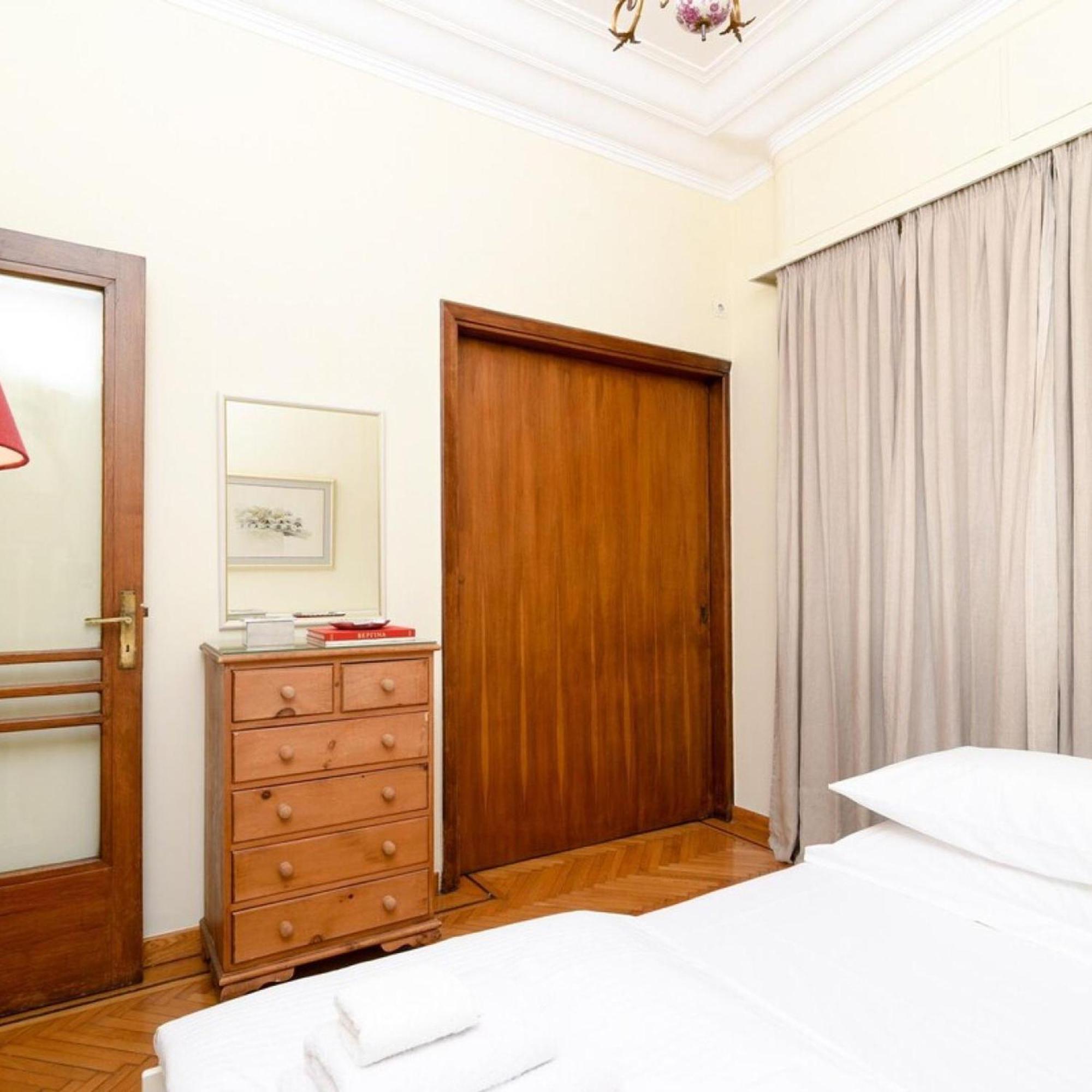 Classy Apartment In The Heart Of Athens Exterior photo